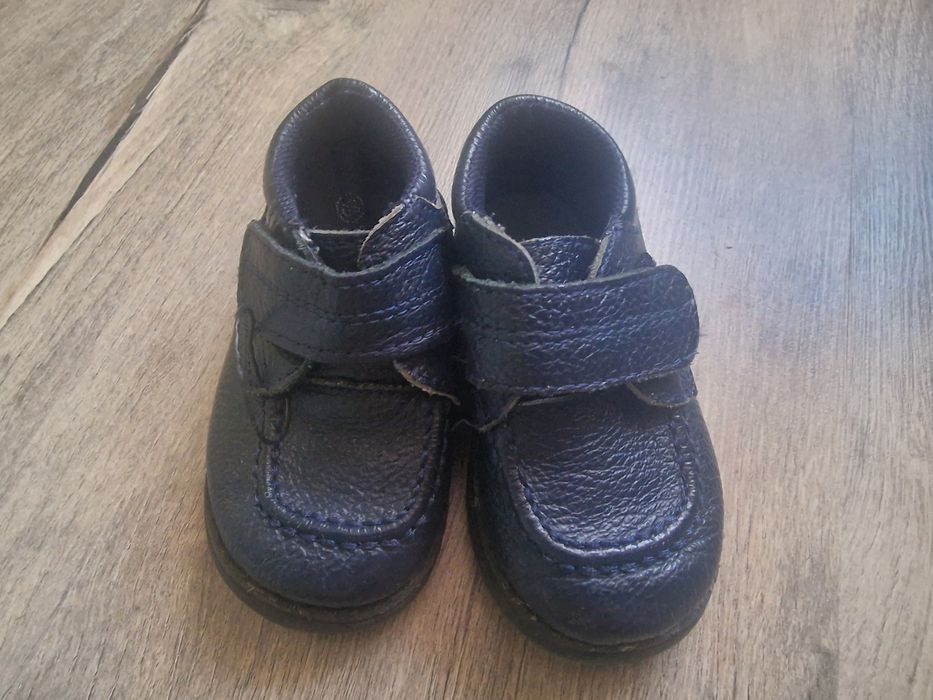 Бебешки буйки различни номера