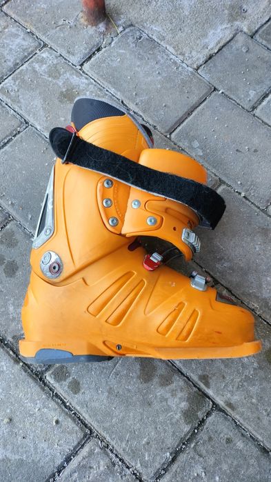 Schiuri, clapari, bete, echipament ski complet