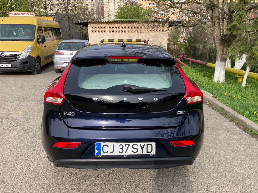 Volvo V40/ Panoramic