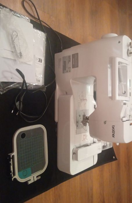 Masina de brodat automata brother innov-is m340ed *CITESTE DESCRIEREA*