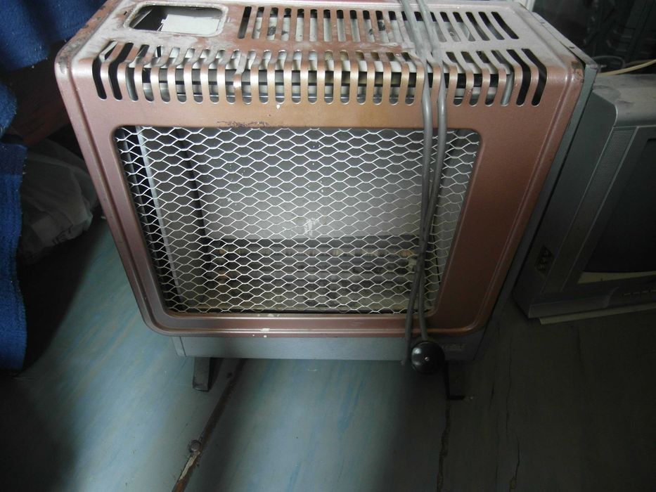 продам обогреватель свой спиральный как на фота