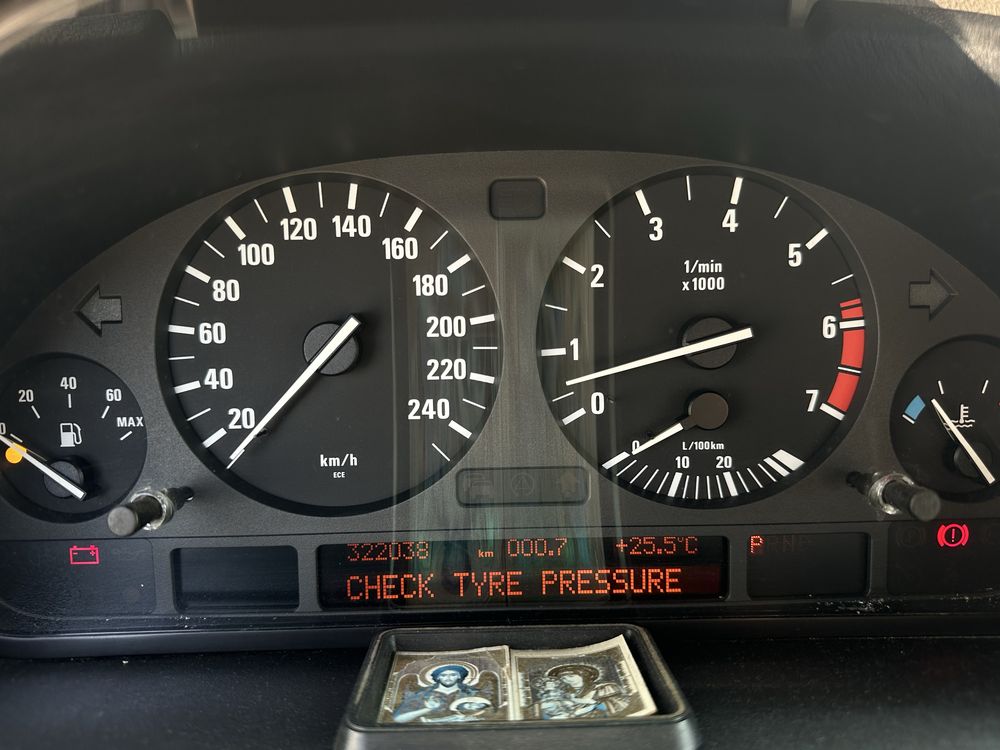 M62B44TU 286кс BMW двигател 4.4i 286hp