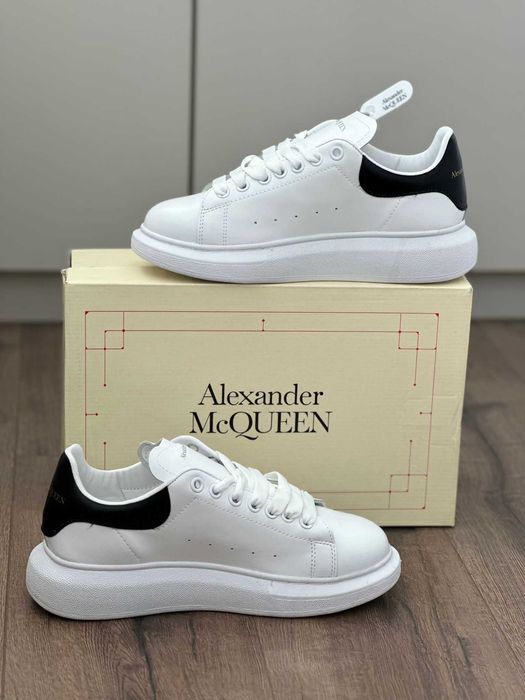 Adidasi ALEXANDER Mc Queen Produs NOU Premium Unisex