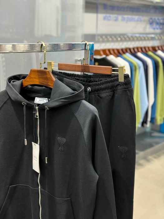 Мъжки екипи различни модели Amiri