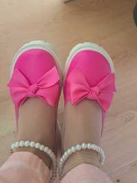 Дамски обувки в цикламено/розово