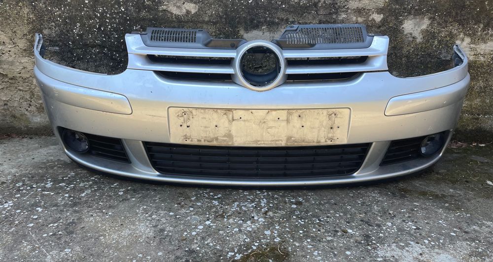 Предна броня за vw golf 5