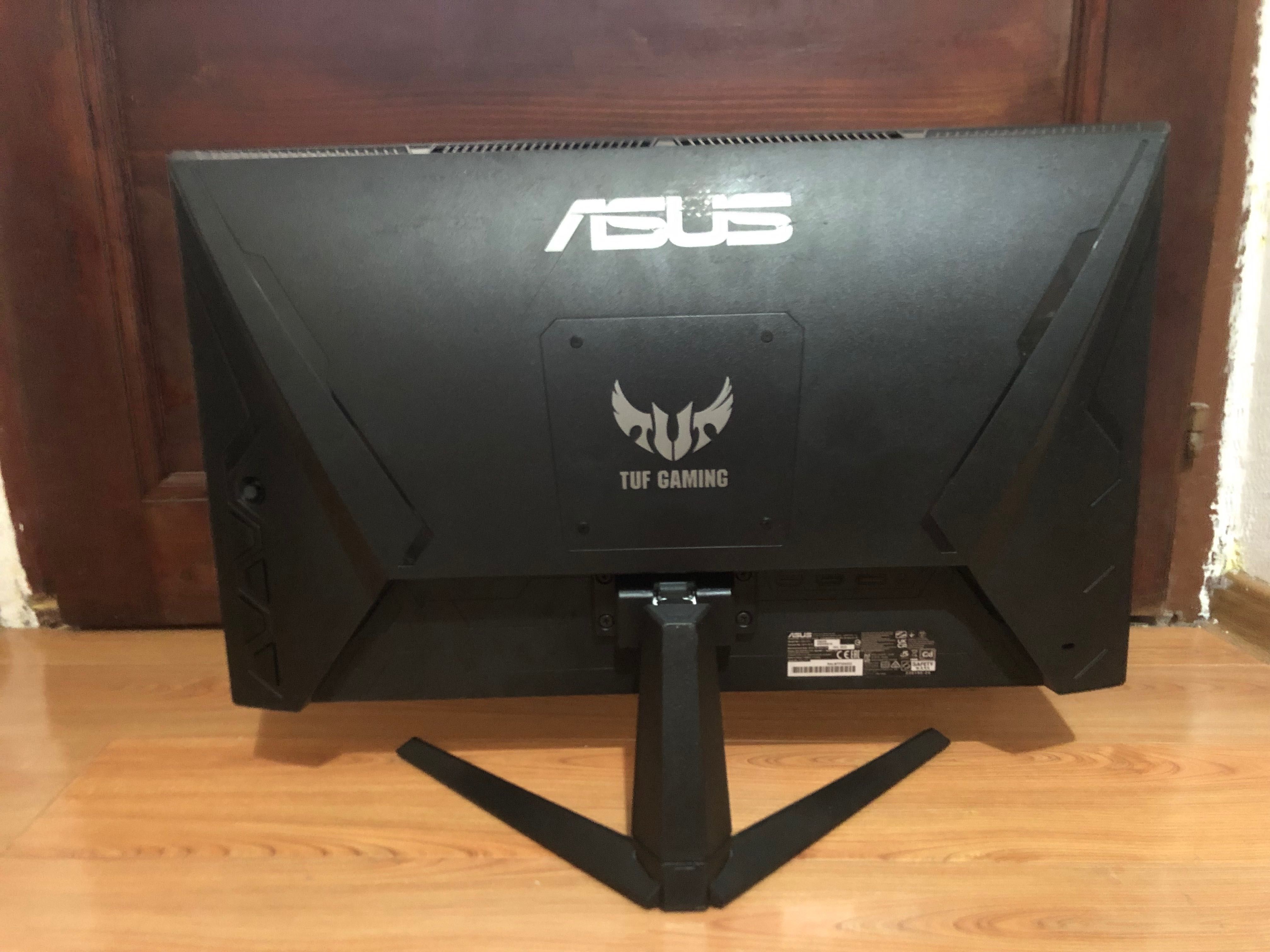 Asus TUF VG1A Display spart