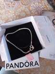 Гривна с талисмани pandora
