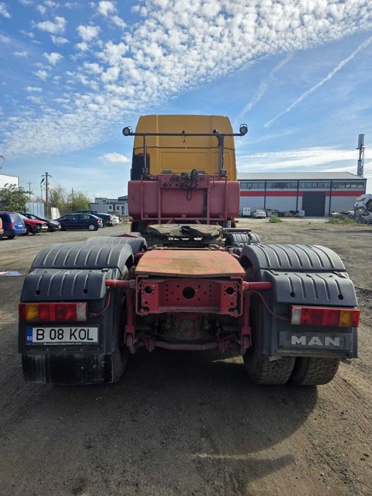 Cap Tractor Man stare buna