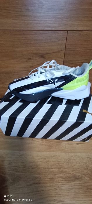 Дамски маратонки Puma STRKR