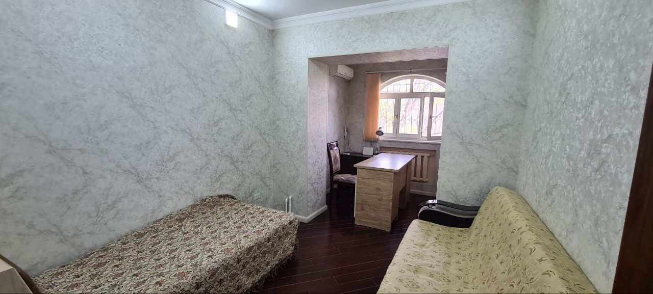 Аренда 3 комнатной, Госпитальный рынок