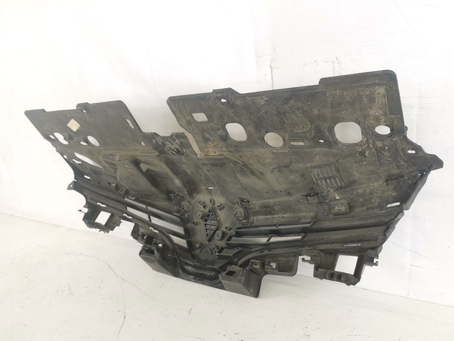 Централна решетка за радиатор Рено Клио 4 / Renault Clio 4 Оригинална,