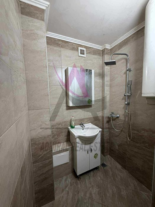 Продава се Тристаен апартамент в Варна, Лятно кино Тракия - 86 кв.м за 2094 €/кв.м - Снимка #5