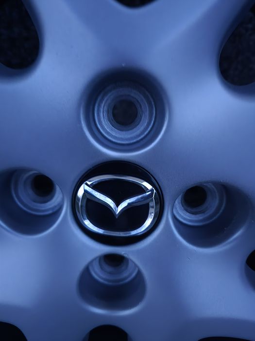 Гуми с Джанти за Мазда 16 цола