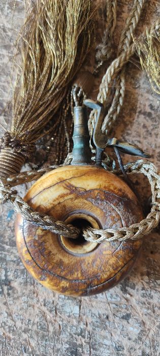 Corn praf pușca  sabie veche secol 17