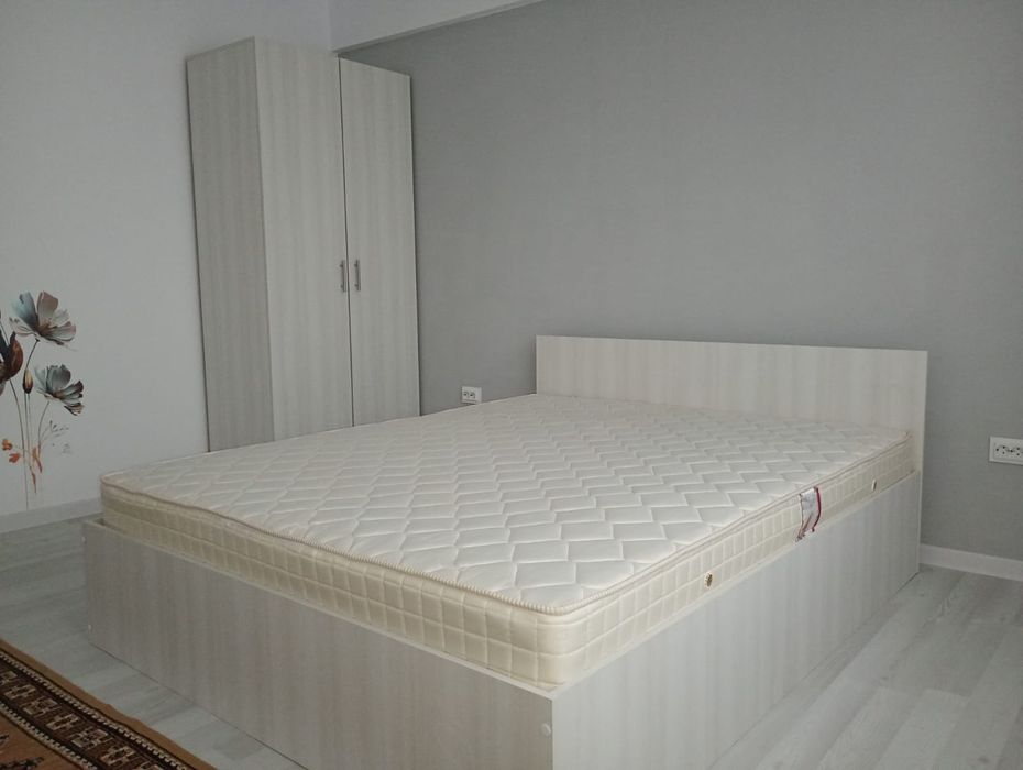 Închiriez apartament 2 camere 60 m², loc de parcare