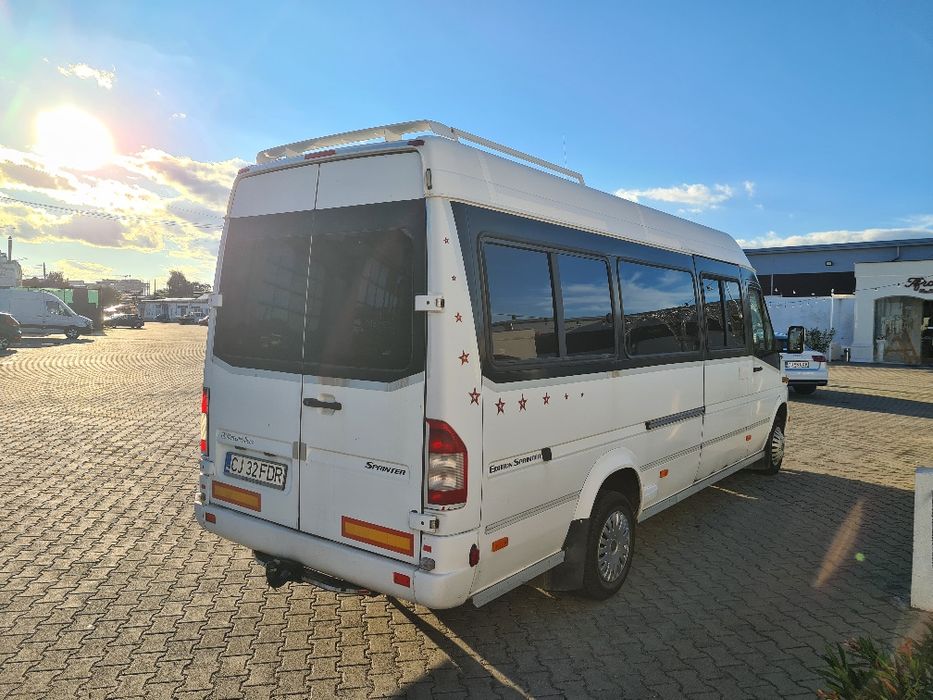 Microbuz Mercedes Sprinter 16+1 locuri