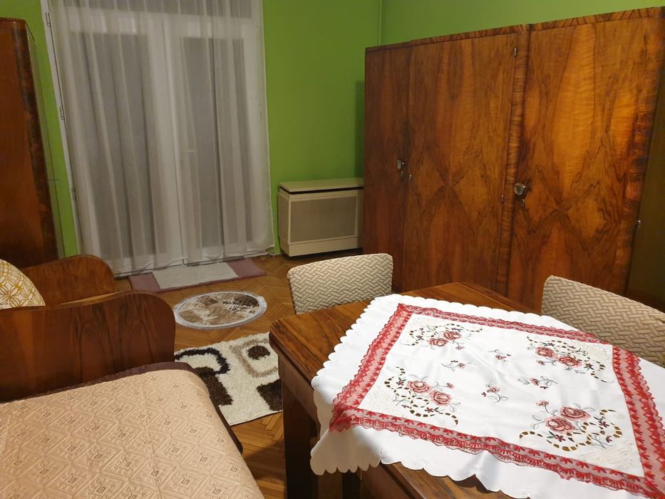 Mobila antica din anul 1940-1950