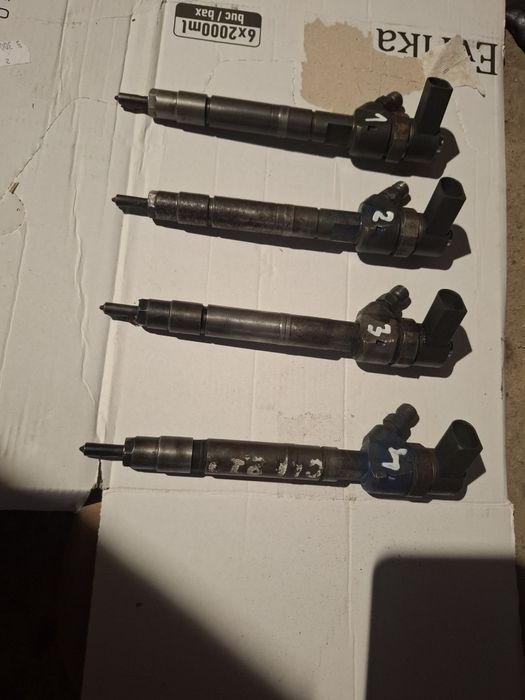 Set injectoare Mercedes C220 CDi 2.2 diesel sprinter!