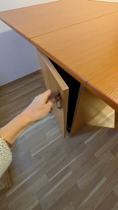 Masă pliantă de 12 persoane + pantofar de lemn