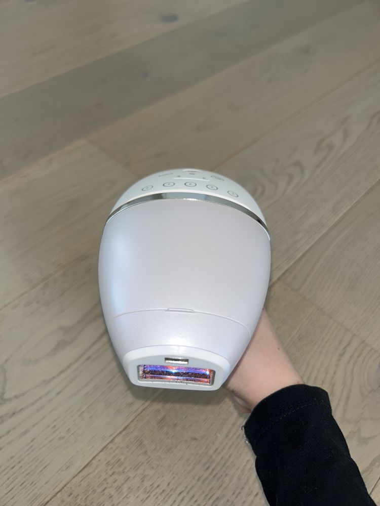 Фотоепилатор Philips Lumea Prestige