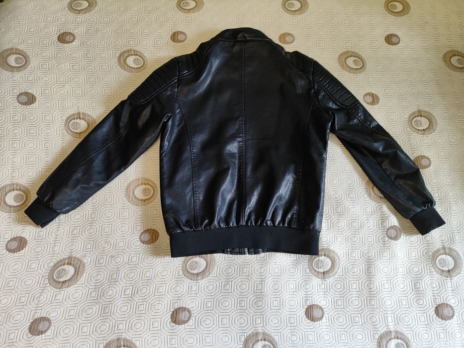 Кожено яке размер L