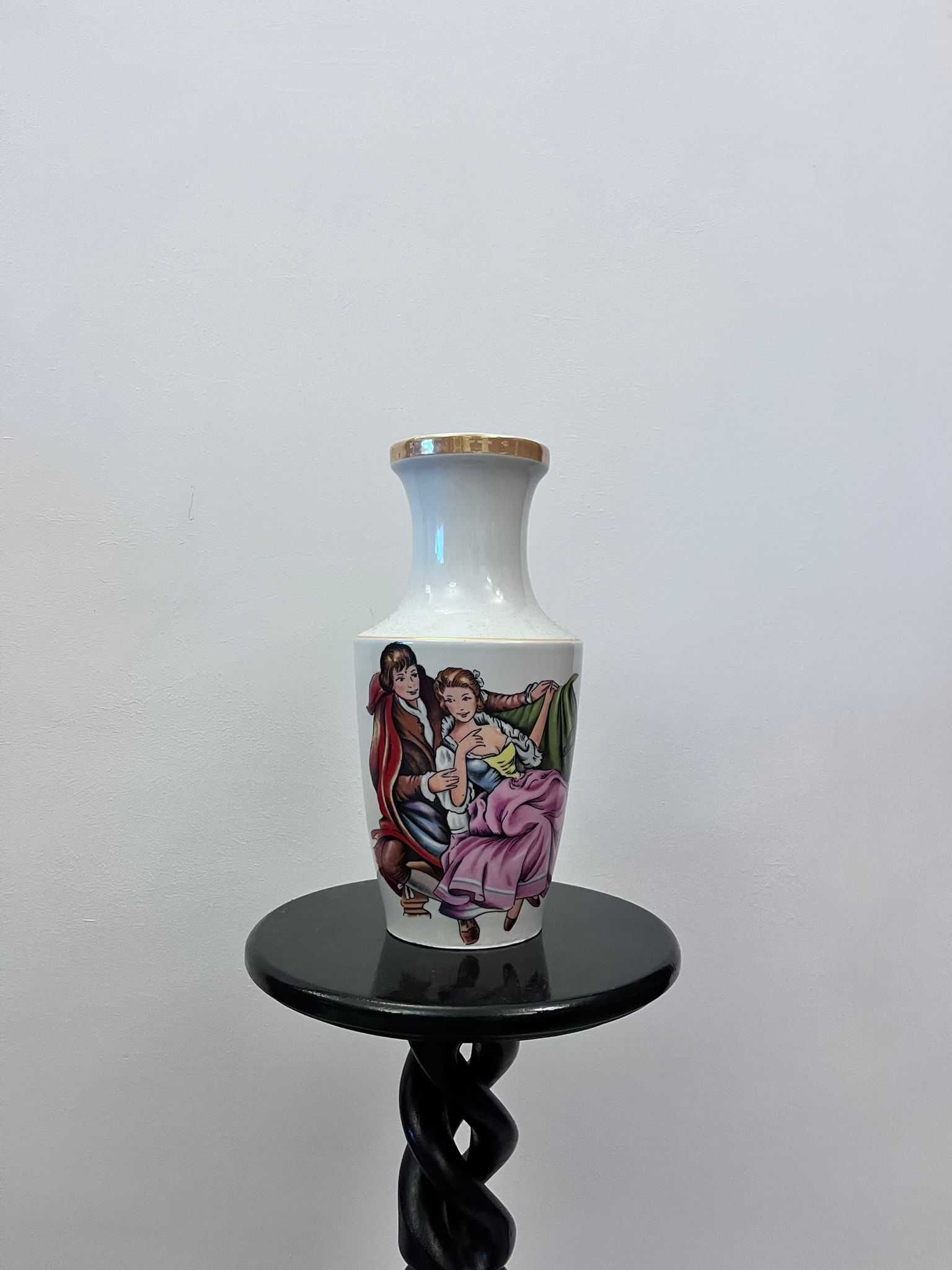 Piesa portelan SANBO ca si Lladro Spania marcata bibelouri bibelou