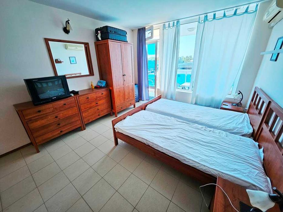 Просторен едностаен апартамент, Ниска такса