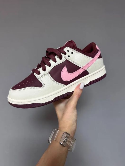 Дамски Кецове Nike Dunk Low Retro Valentine