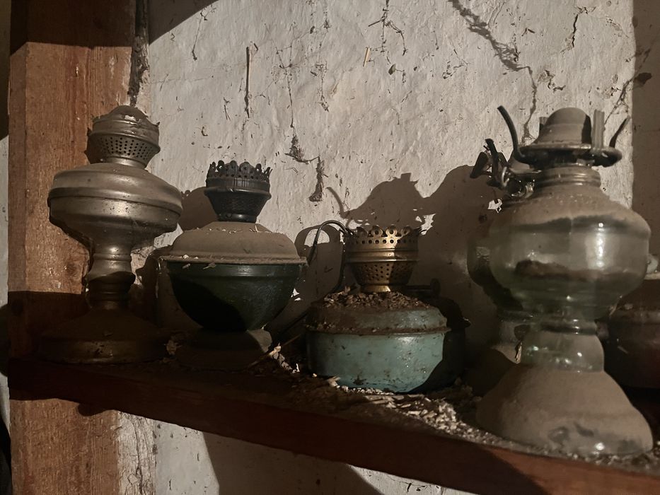 Керосиновая лампа старая