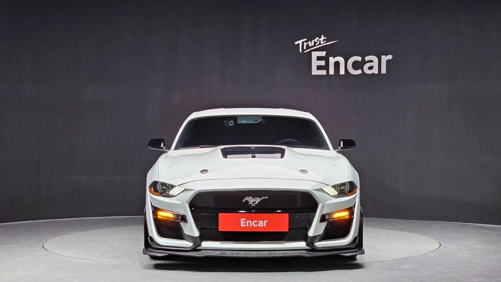 Ford Mustang GT Coupe — 2020 год