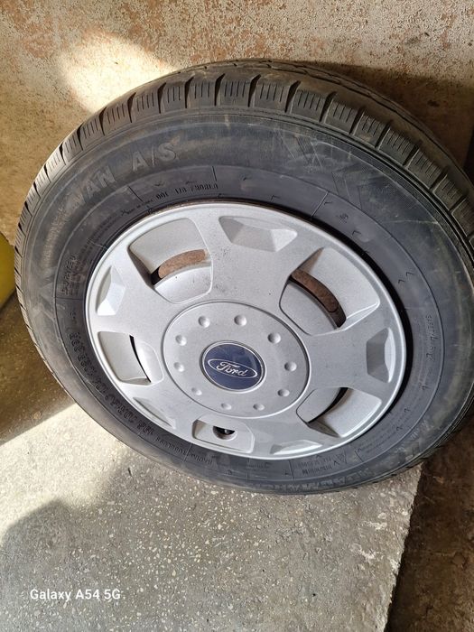 Vând set 4 Roți Ford Transit R15 C All Season