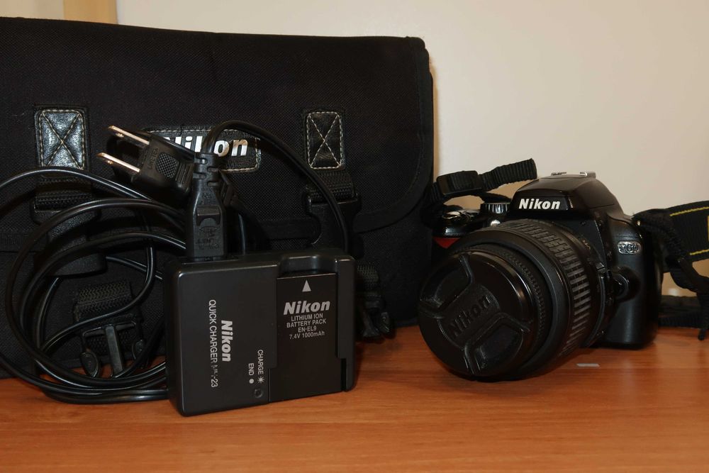 Nikon D60 продам фотоаппарат в хорошем состоянии