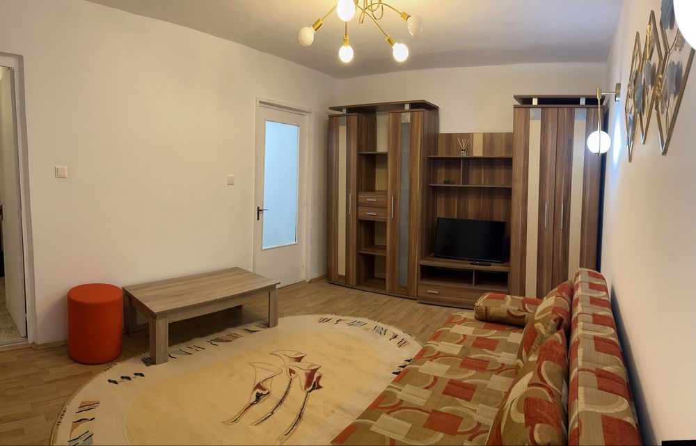 ÎNCHIRIEZ APARTAMENT Conf 1 , f. spațios, zona Centrală! LUNEI/COMPLEX