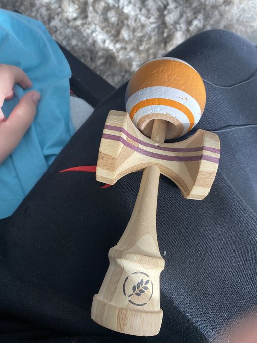 Cereal kendama antiskid