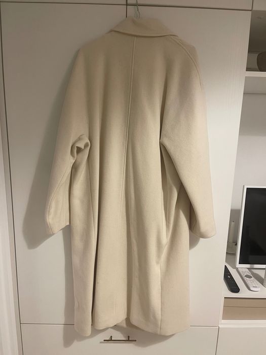 Oversized бяло вълнено палто “вечна класика”