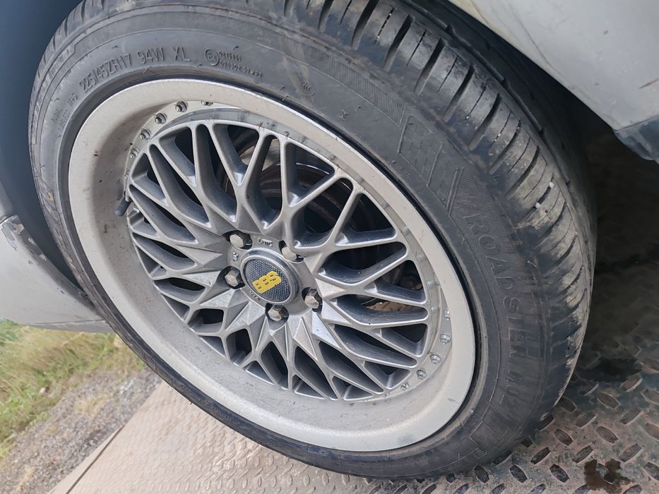 Продам диски с резиной