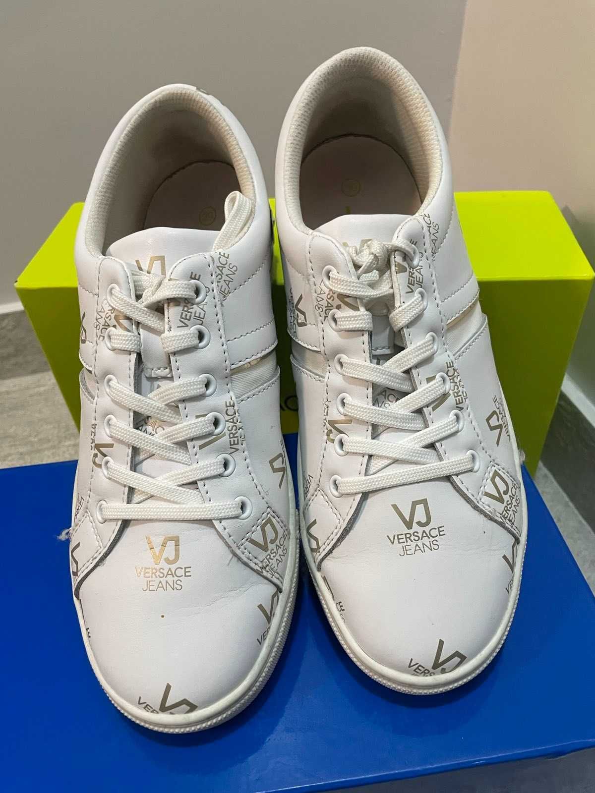 VERSACE JEANS  Дамски Кожени  Кецки
