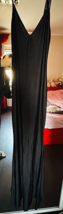 Vând rochii de ocazie