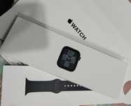 Продам смарт-часы Apple Watch SE 44 mm, оригинал