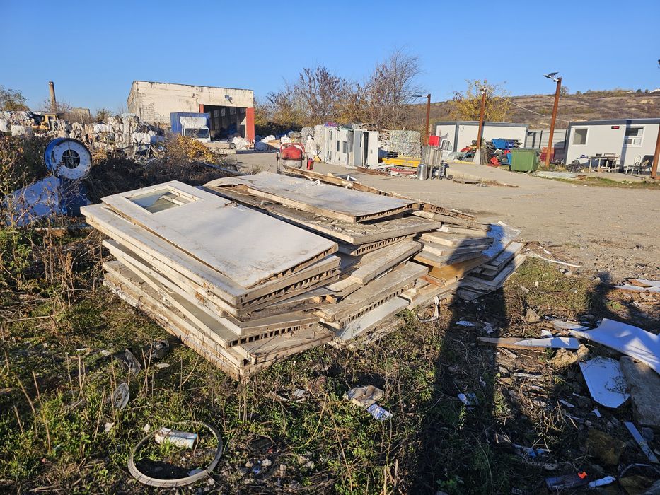 Vând deseuri lemn pt foc