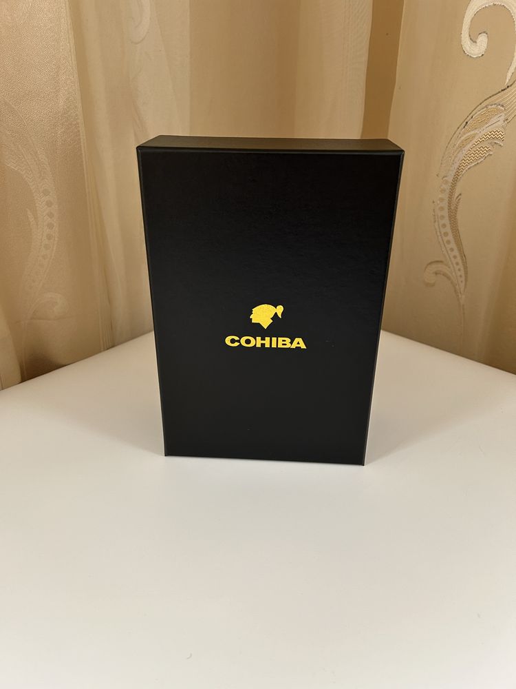Cohiba преносим хумидор за 4 пури – кожа и кедрово дърво, кафяв/черен
