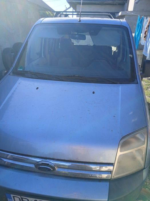 Dubă 5 locuri Ford Tourneo Connect