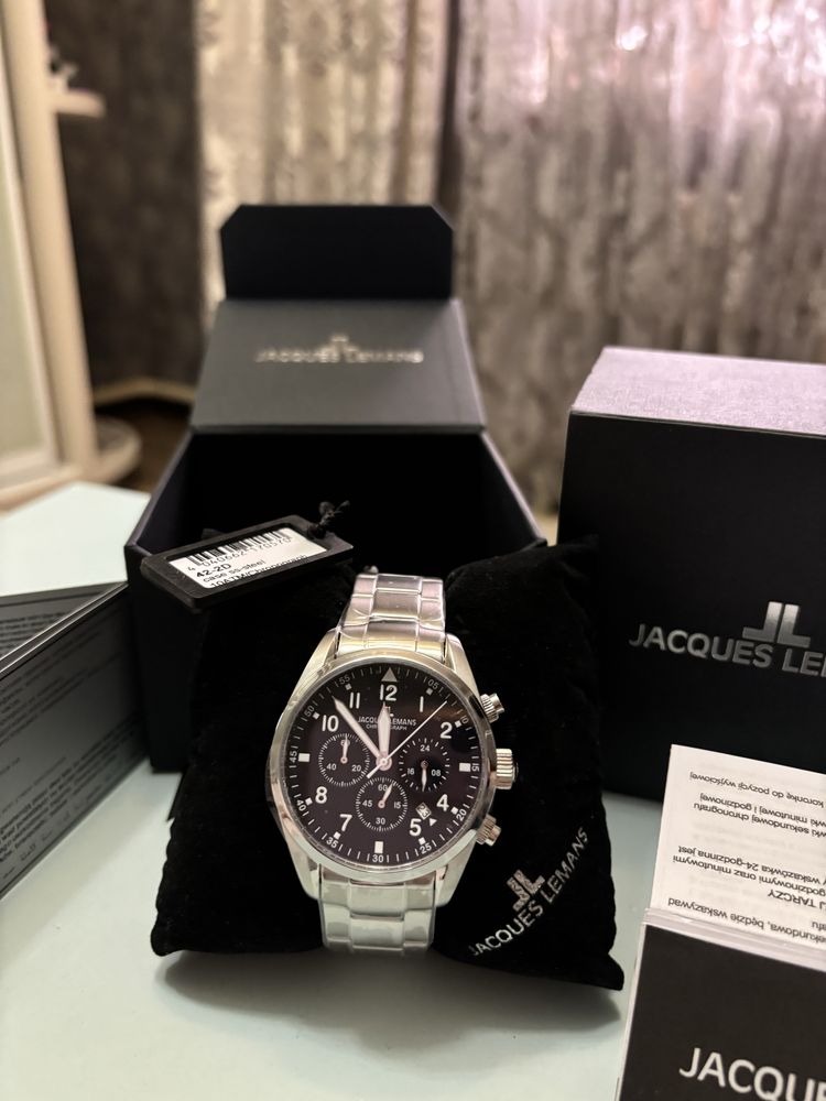 Часы jacques lemans