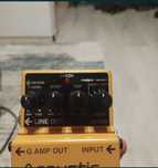 Pedala BOSS acoustic Simulator