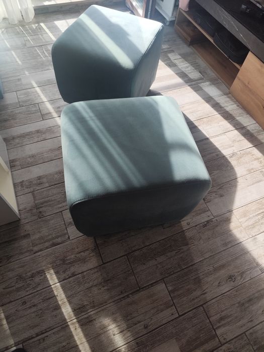 Табуретки цвят тюркоаз