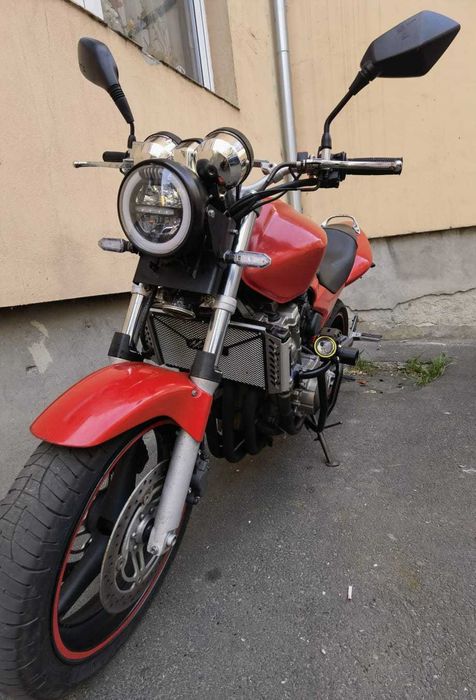 Honda hornet pentru doritori