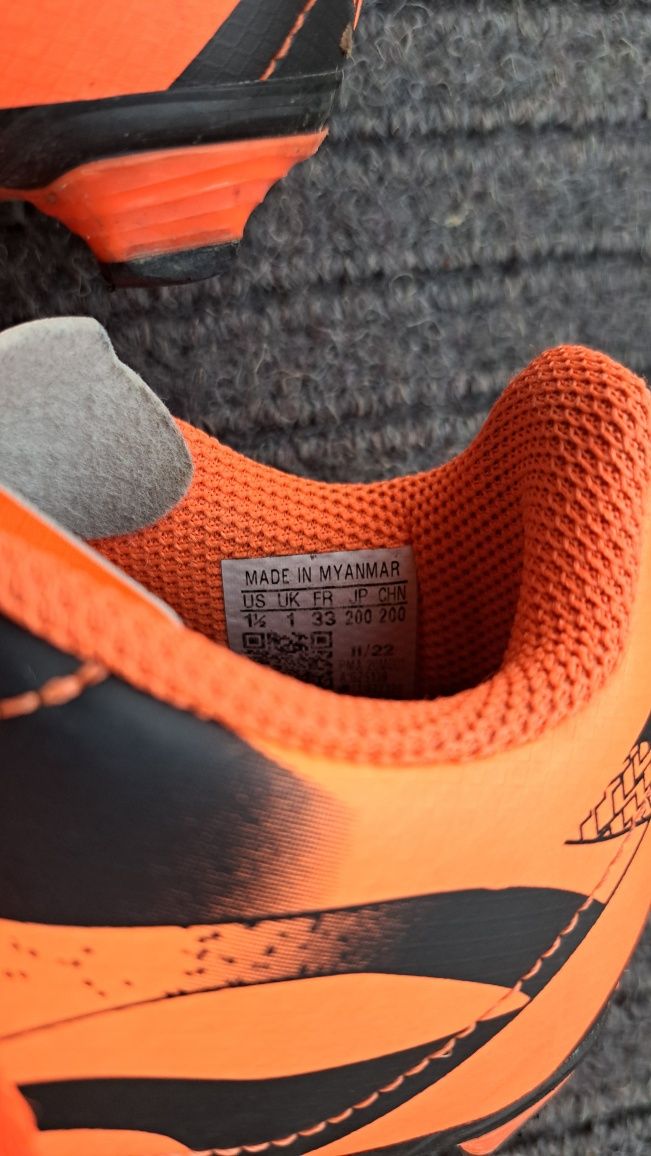 Adidas футболни бутонки
