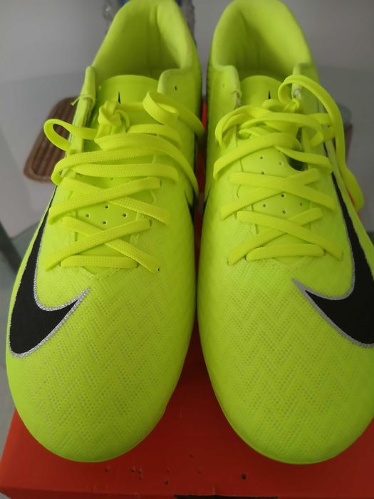 Ghete de fotbal Nike Vapor 16