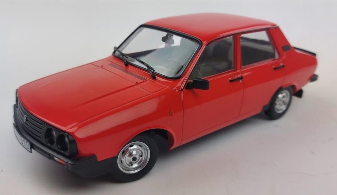 Machetă Dacia 1310 TLX 1991 scara 1:18
